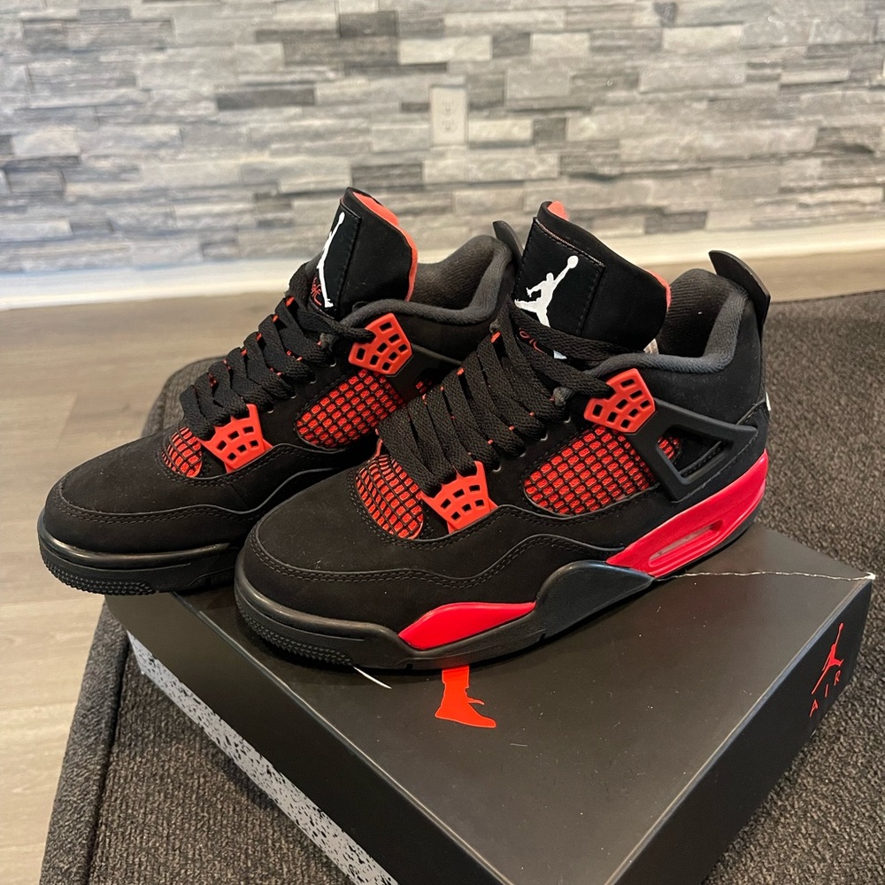 Air Jordan 4 retro